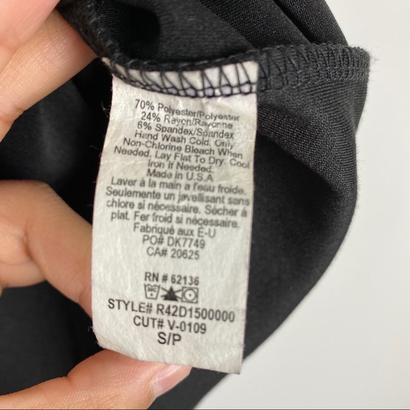 Guess Leather Look  Marrick Midi Skirt size Small - Picture 4 of 4